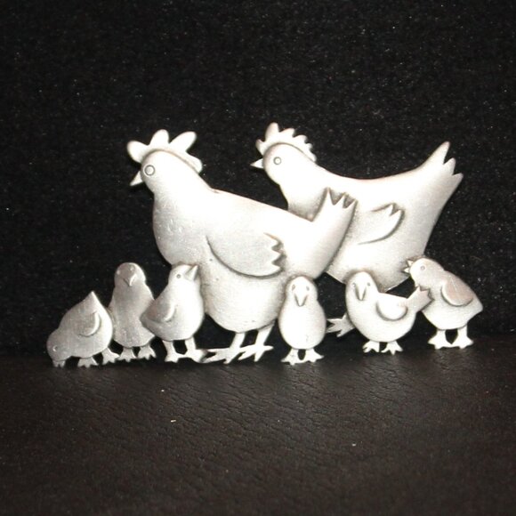 Vintage JJ Jonette Jewelry Pewter Hen & Chicks Brooch Pin Chicken Farm - Picture 1 of 4